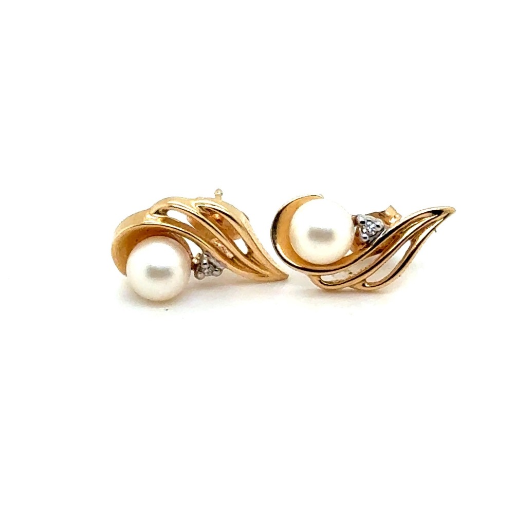 14k Yellow Gold Pearl and Diamond Stud Earrings Bypass Leaf Design 3g